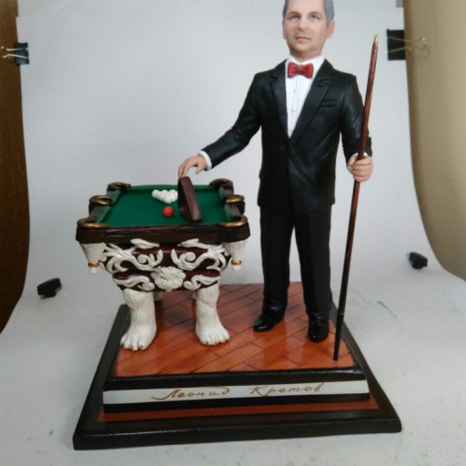 Сustom  statue – Billiards player