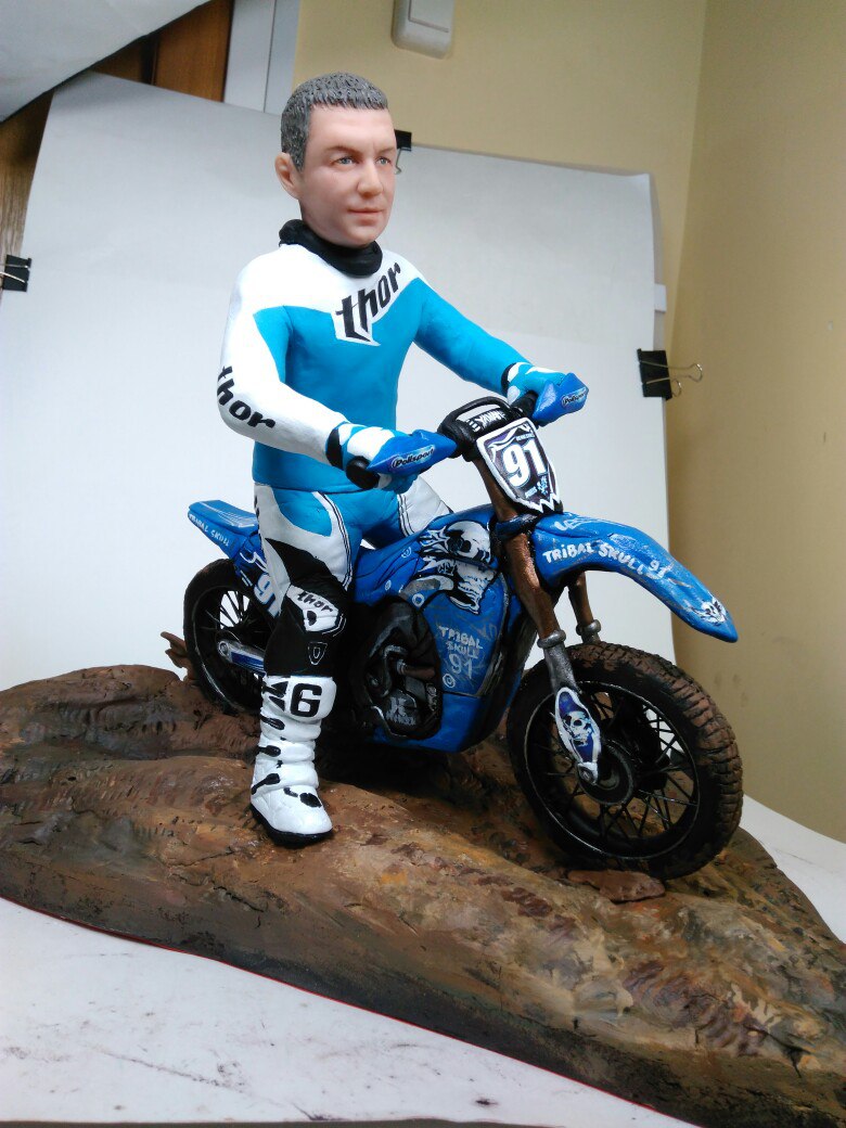 Сustom  sport statue – biker